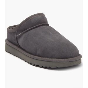 UGG Classic Slippers - Gray